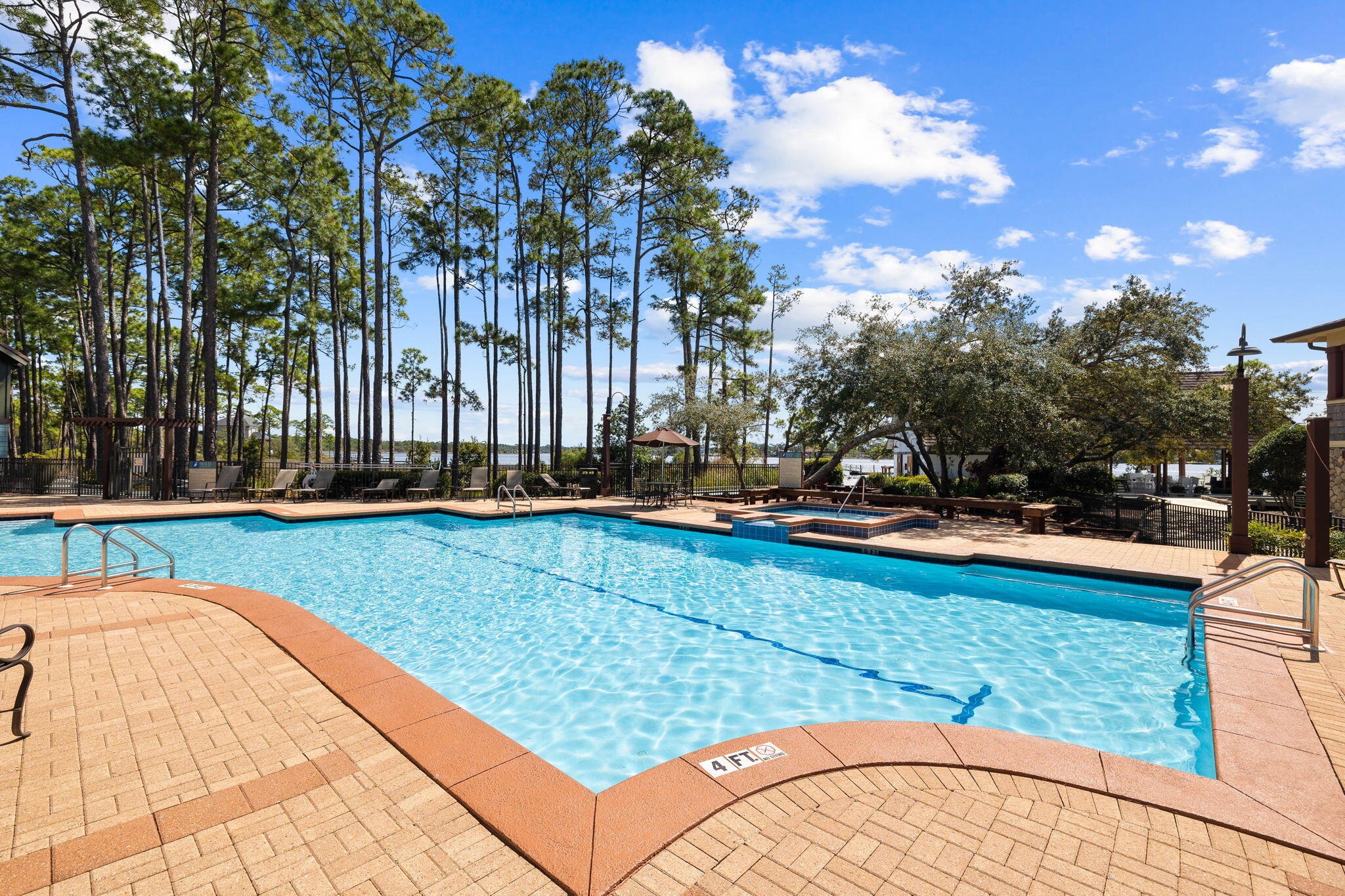 WILD HERON - Residential Lease