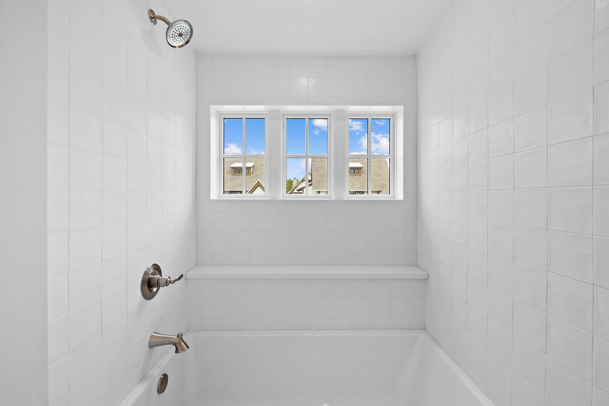 WILD HERON - Residential Lease
