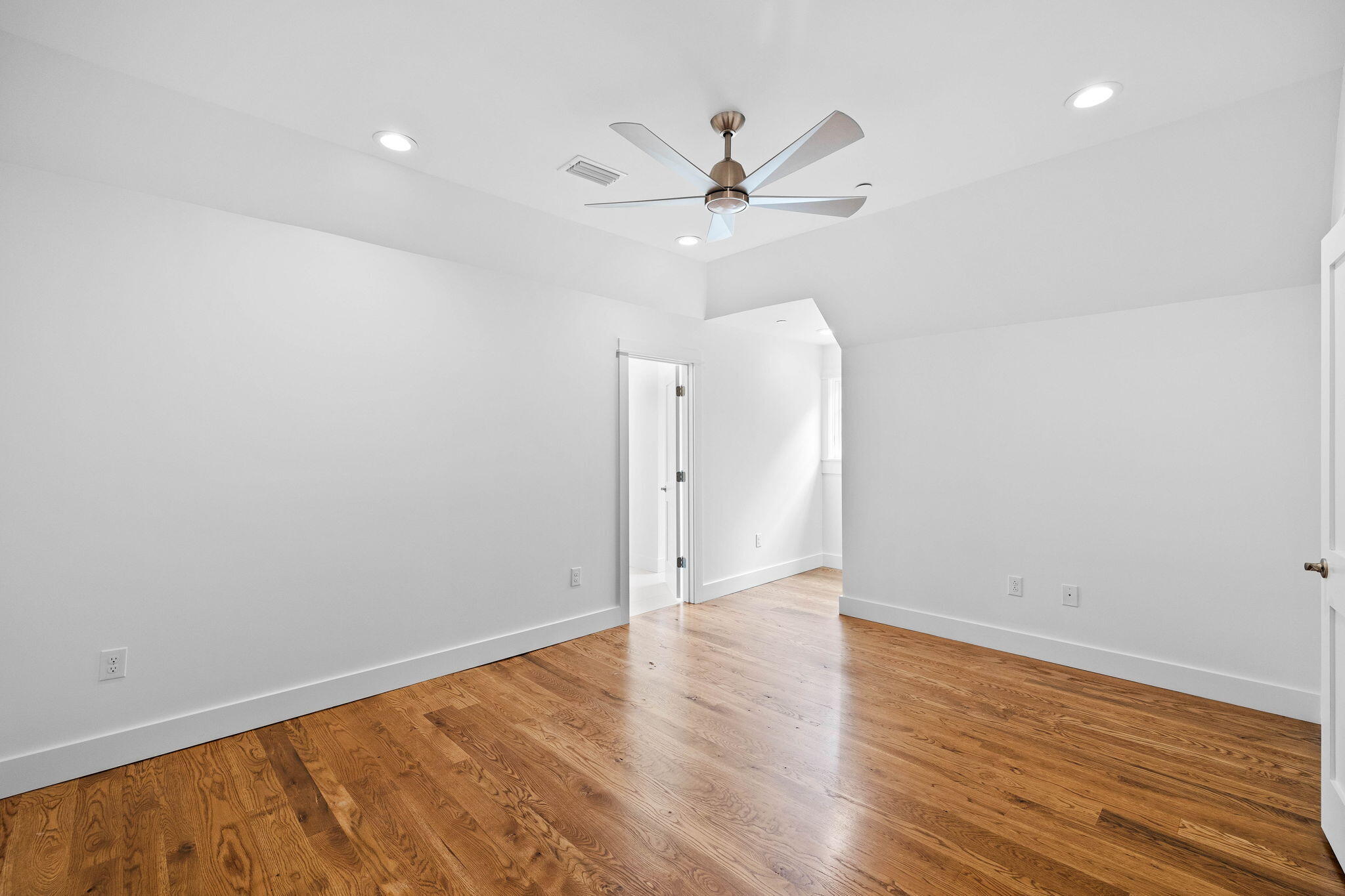 WILD HERON - Residential Lease