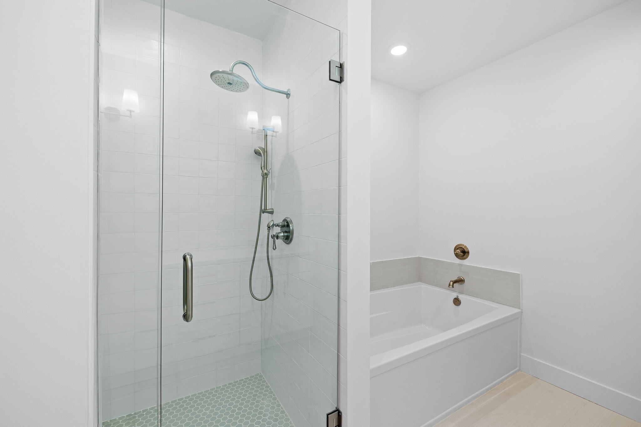 WILD HERON - Residential Lease