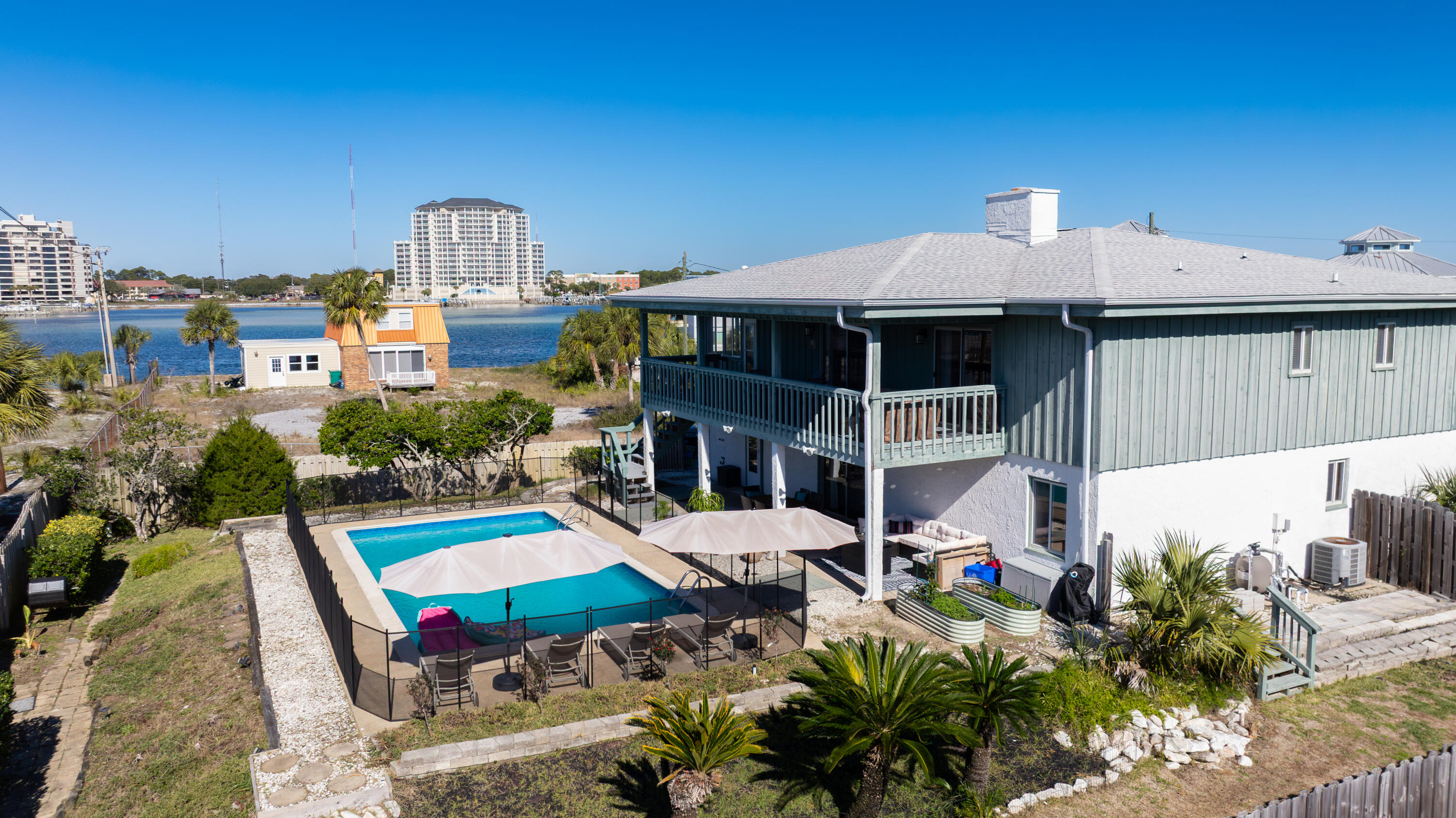 SANTA ROSA ISLAND - Residential