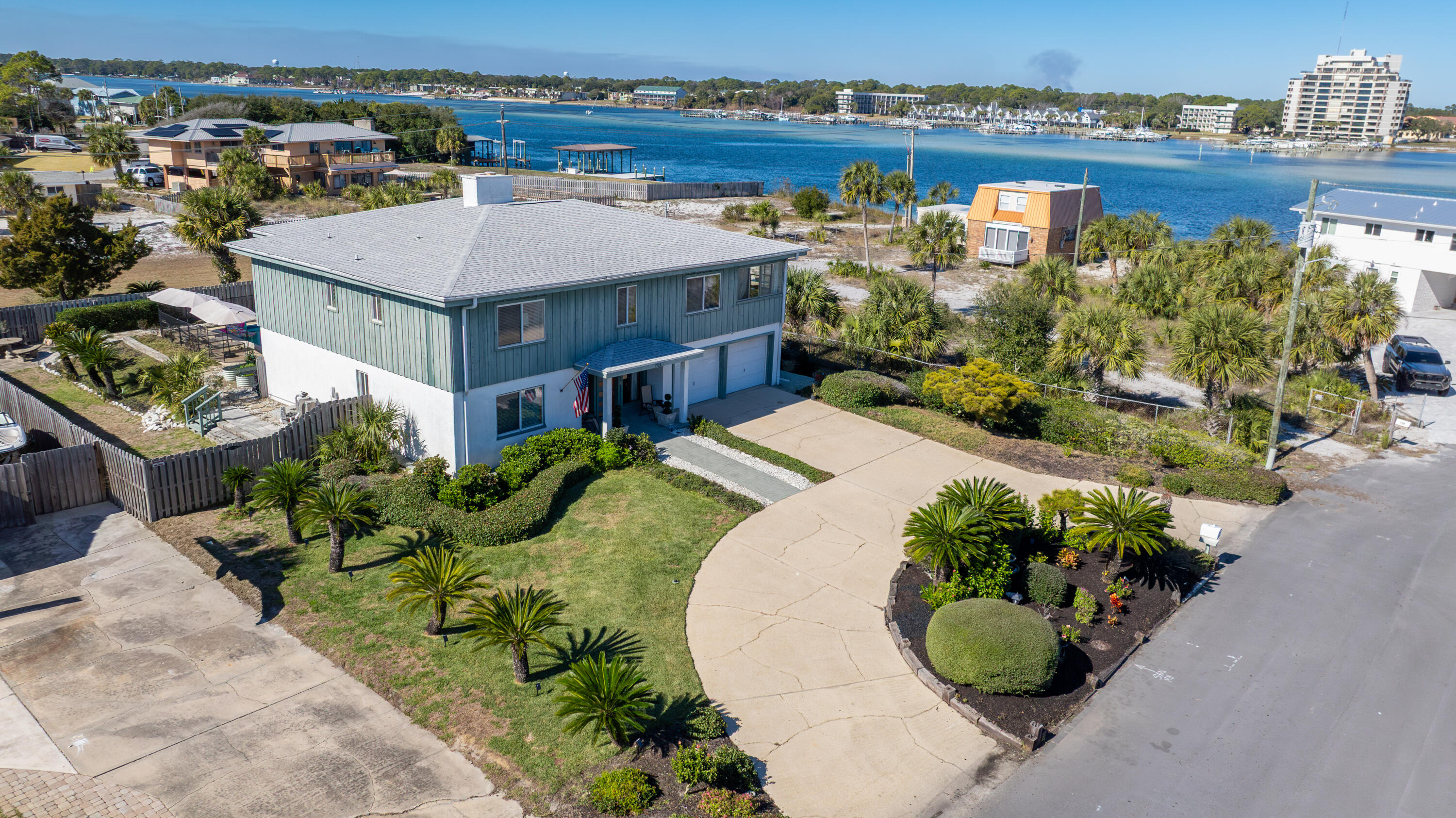 SANTA ROSA ISLAND - Residential