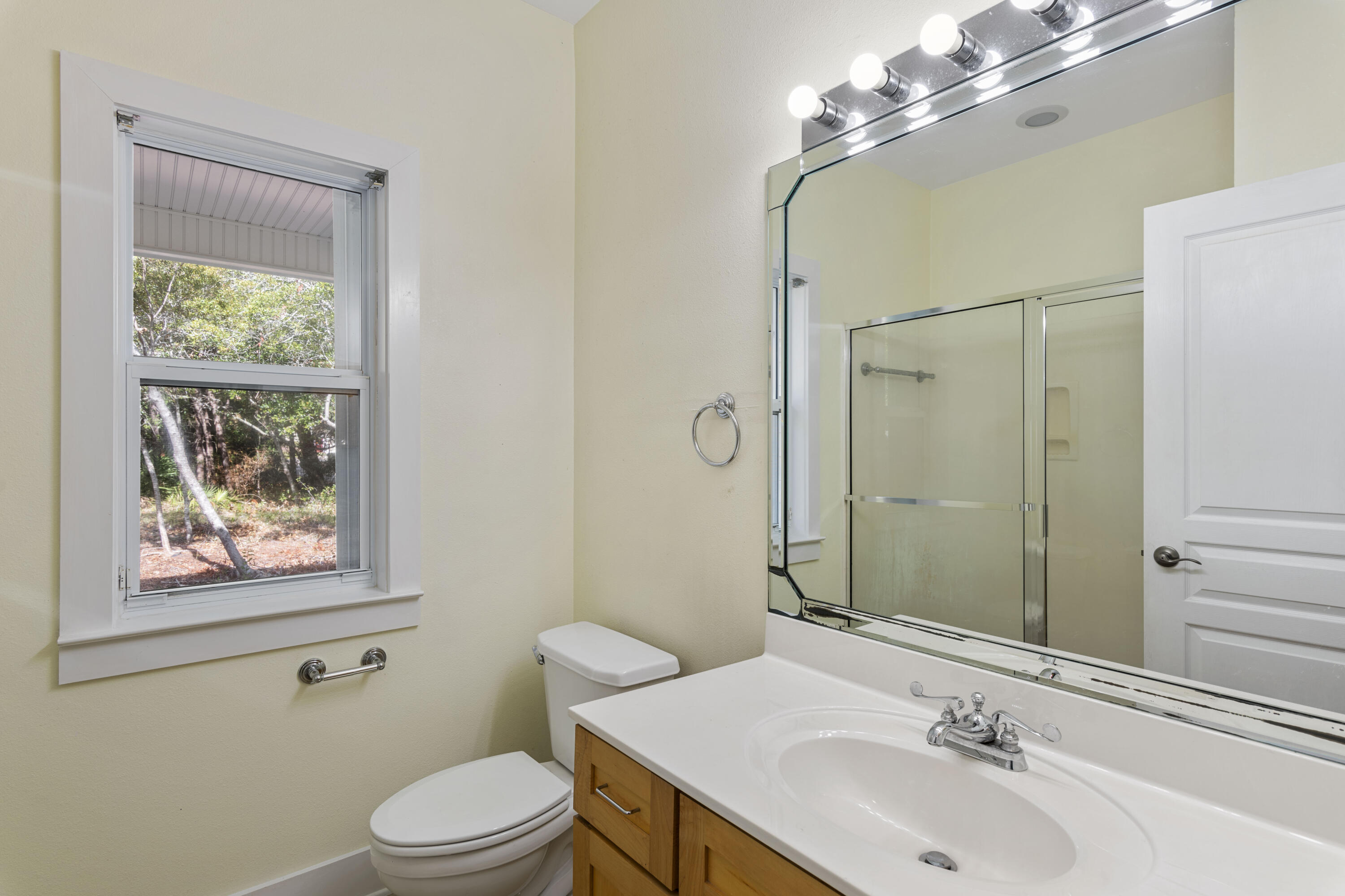 PELICAN BAY - Residential