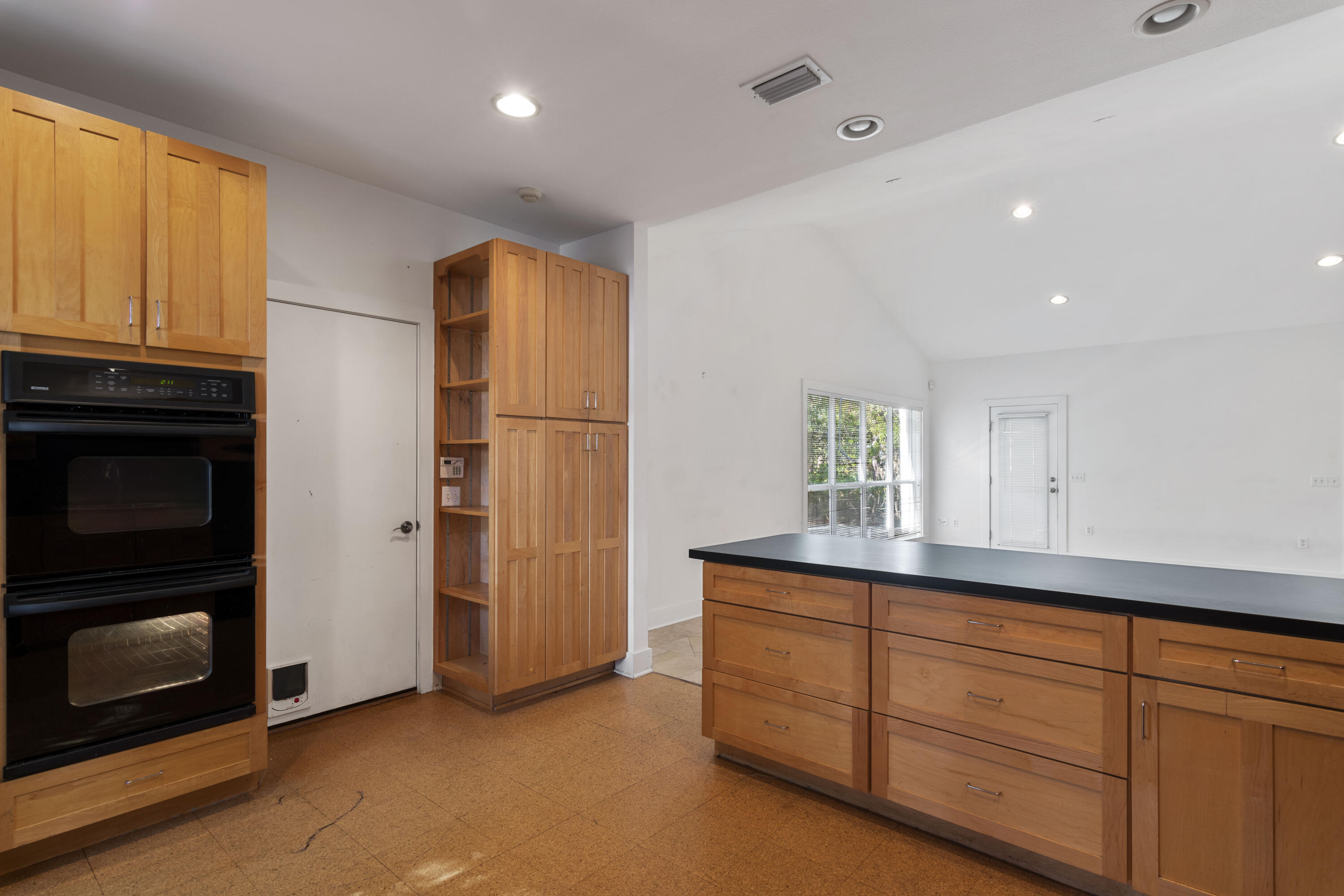 PELICAN BAY - Residential