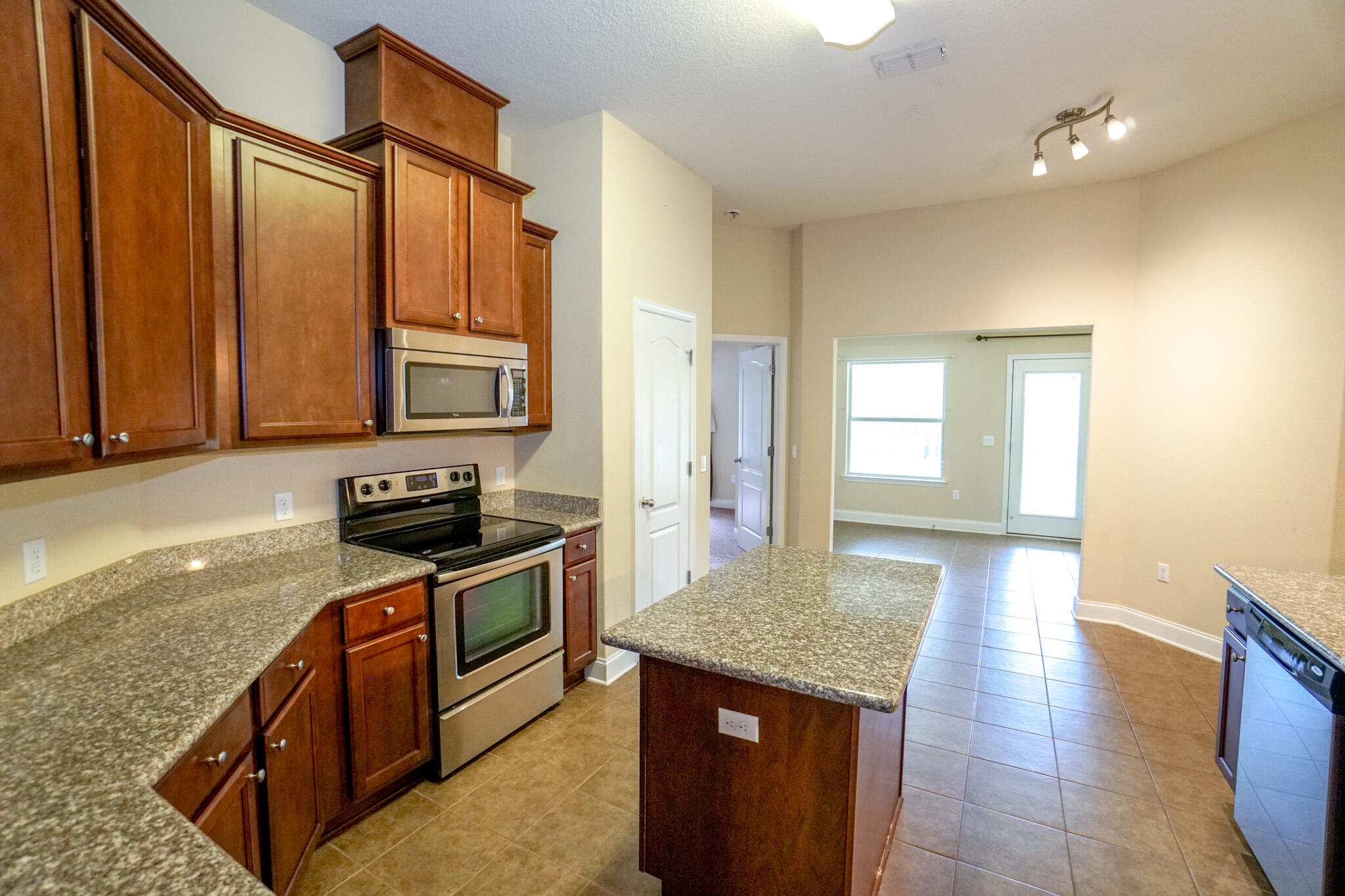 YELLOW RIVER PLANTATION - Residential