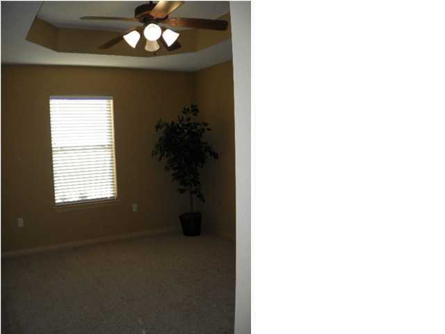 SPRING HOLLOW ESTATES - Residential Lease