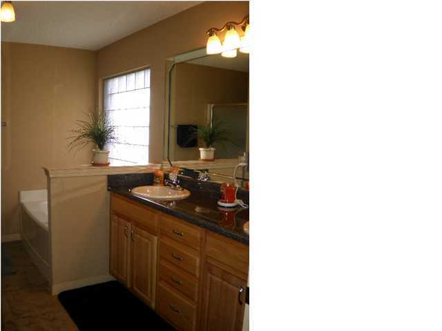 SPRING HOLLOW ESTATES - Residential Lease