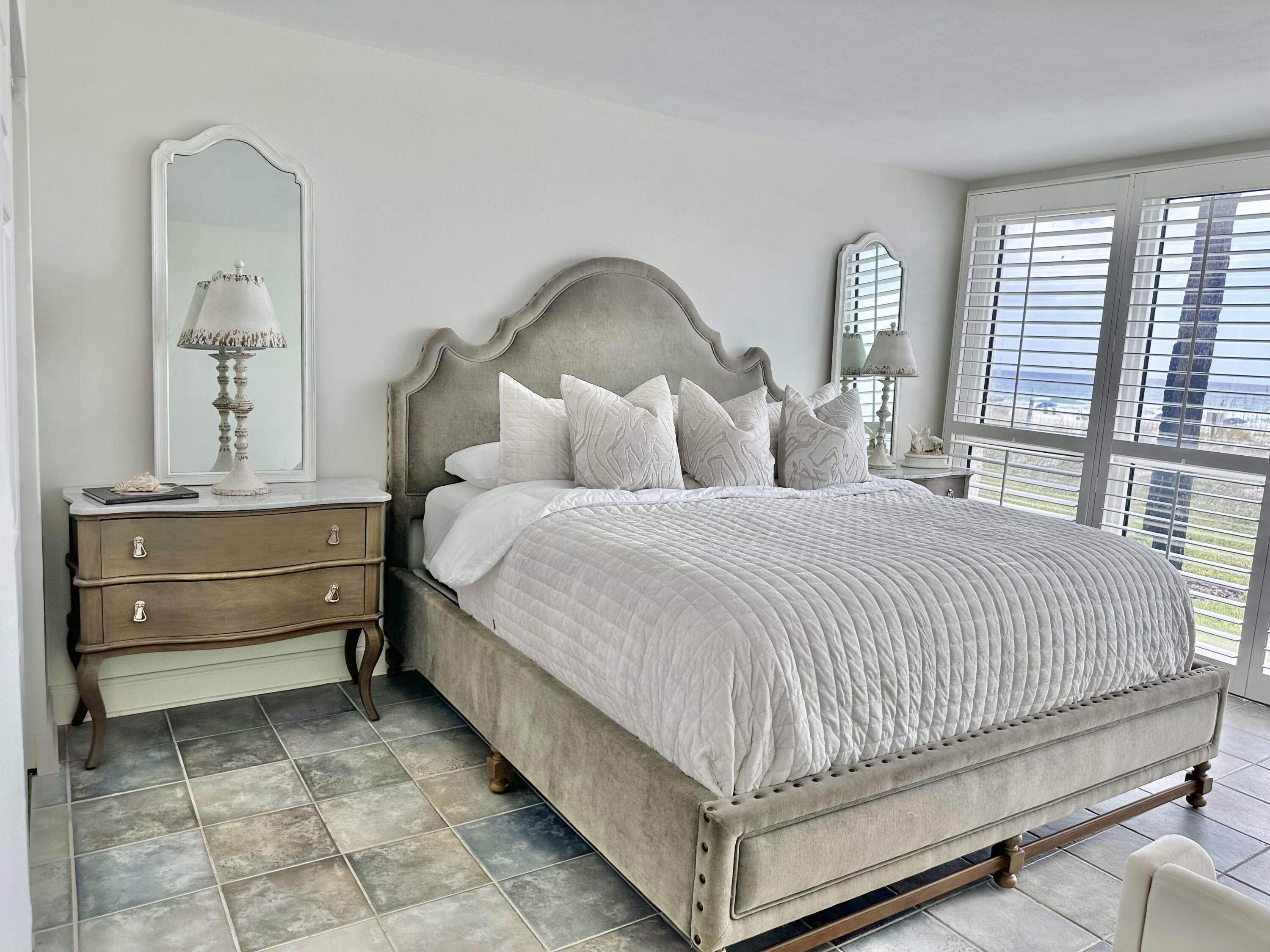 GRAND MARINER PH 1 - Residential