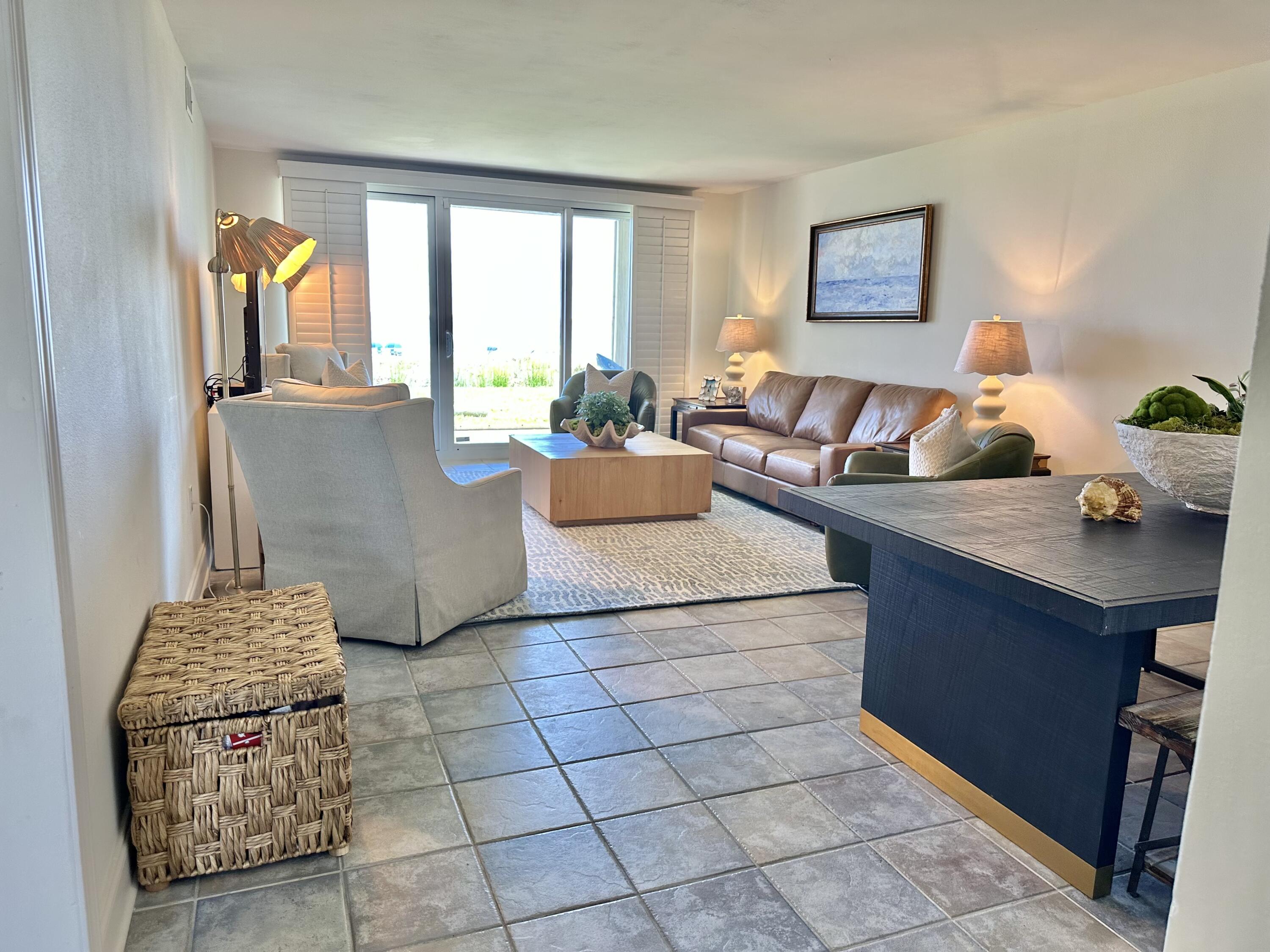 GRAND MARINER PH 1 - Residential
