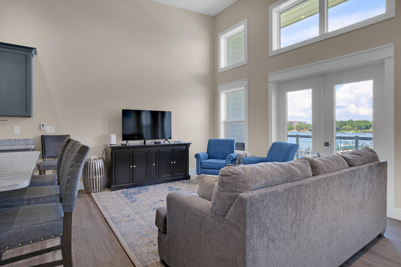 Soundside Lofts - Residential