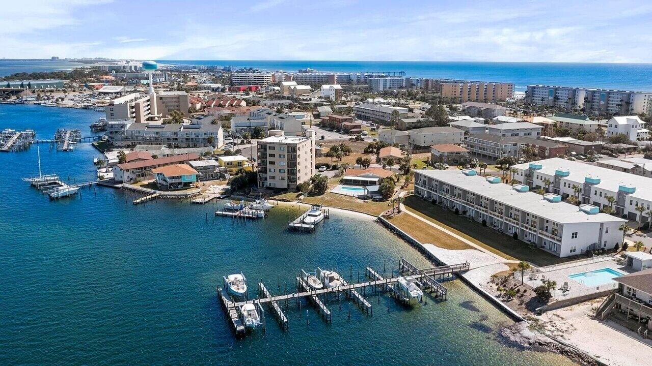 Soundside Lofts - Residential