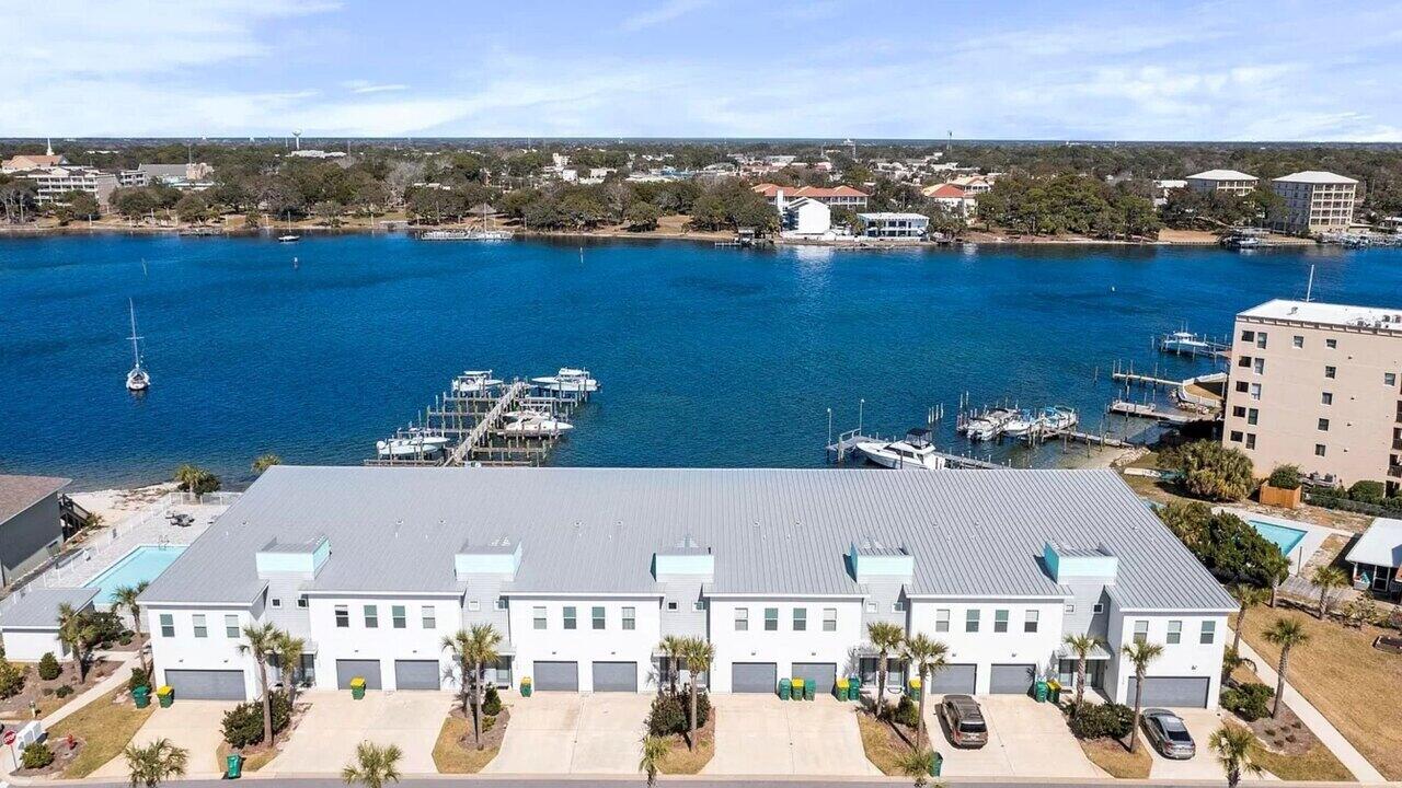 Soundside Lofts - Residential