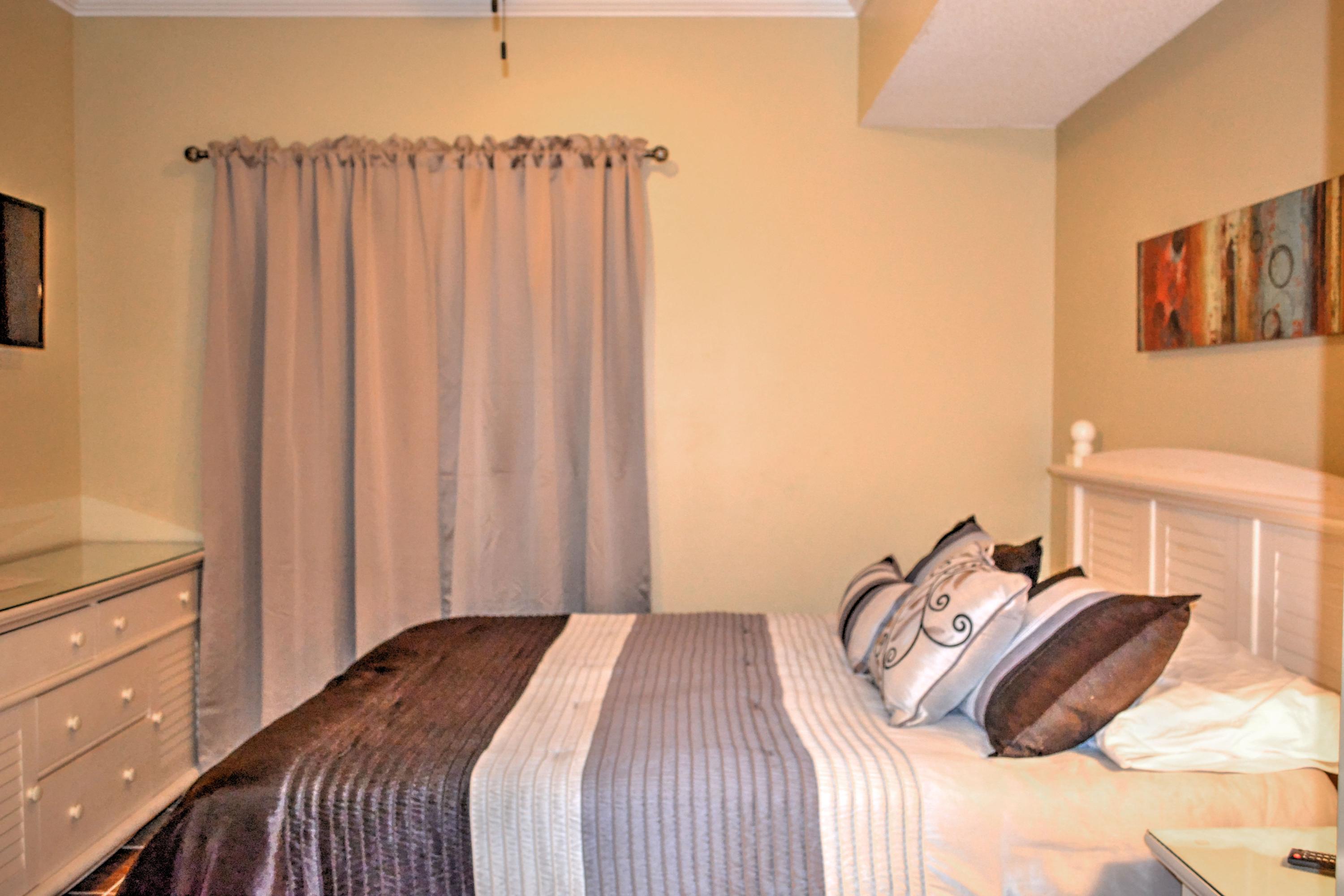 WATERS EDGE - Residential