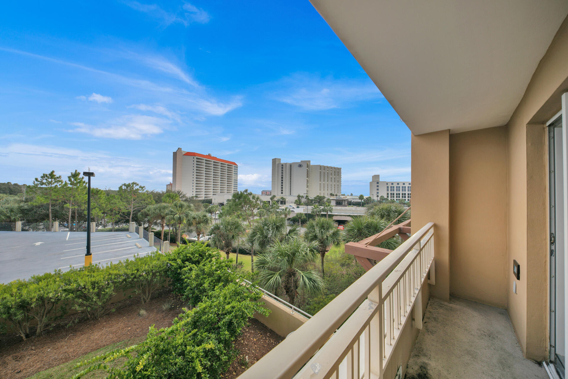 LUAU II - Residential