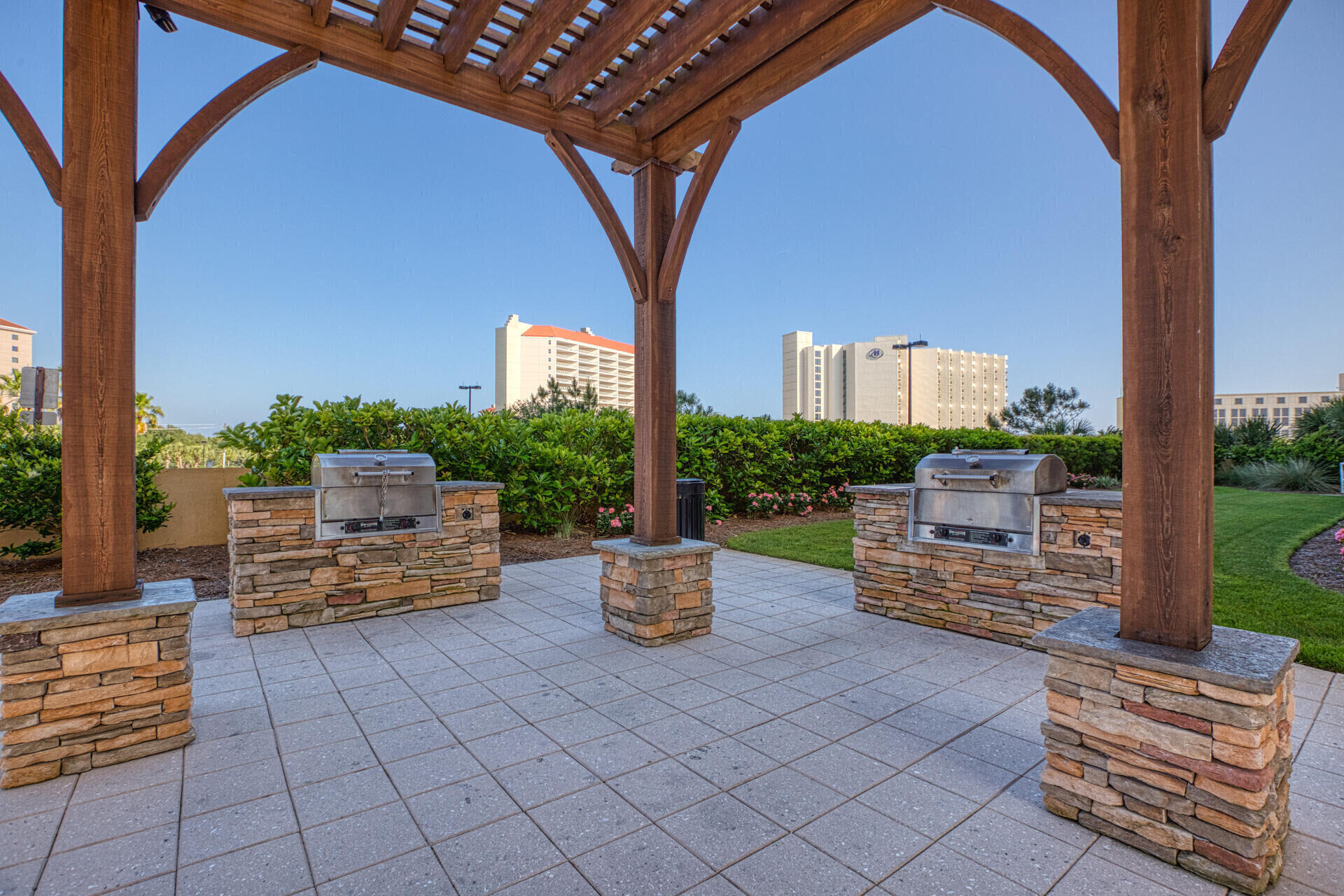 LUAU II - Residential