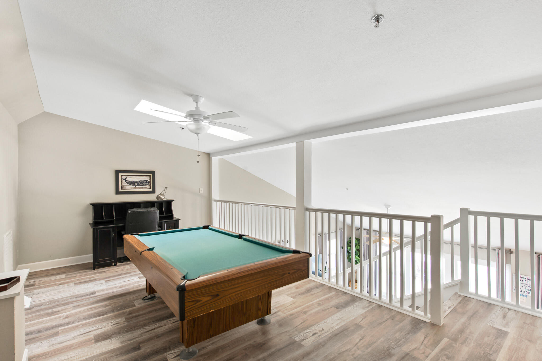 COMMODORE'S RETREAT LIMITED CONDO - Residential