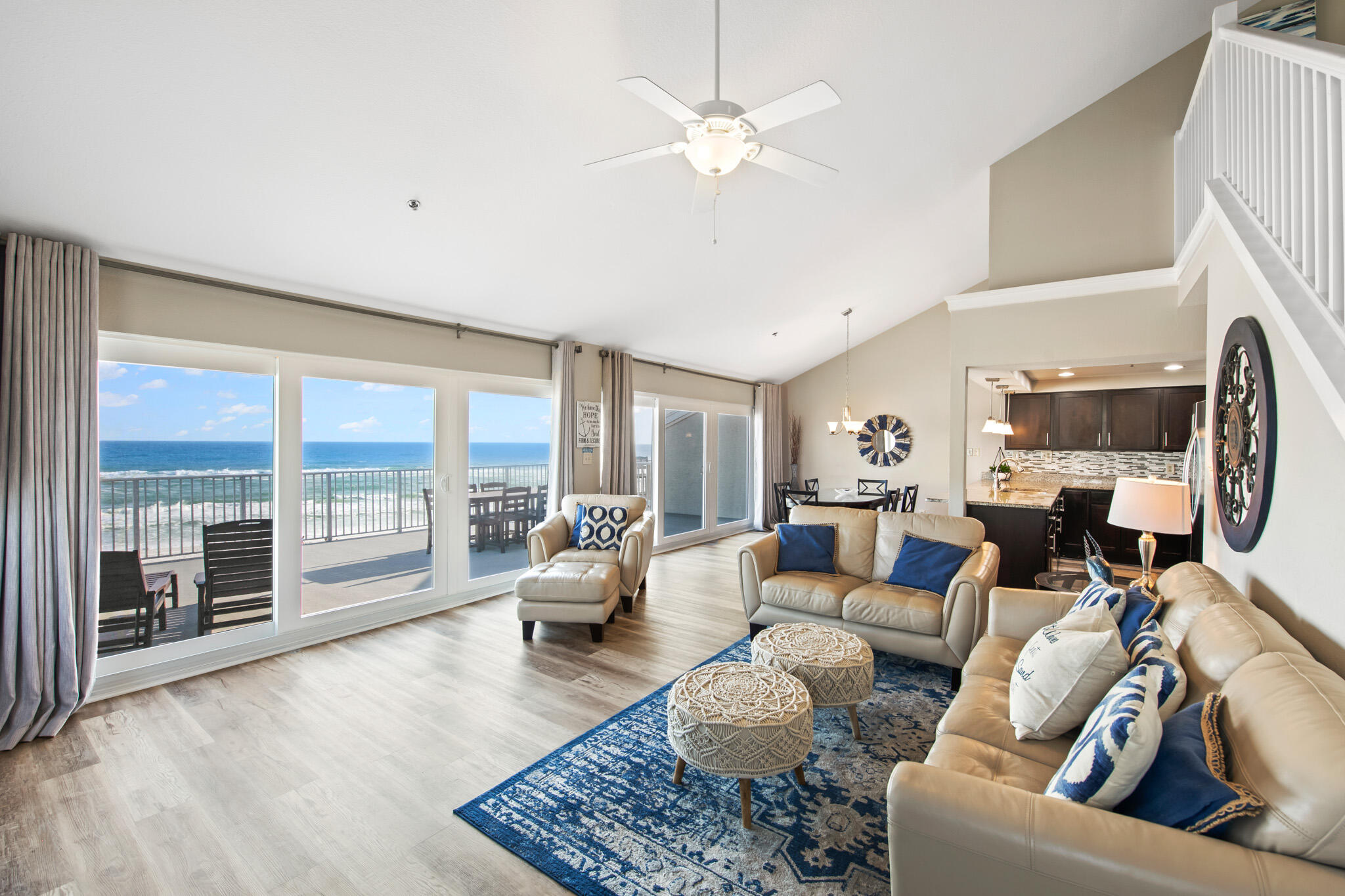 COMMODORE'S RETREAT LIMITED CONDO - Residential