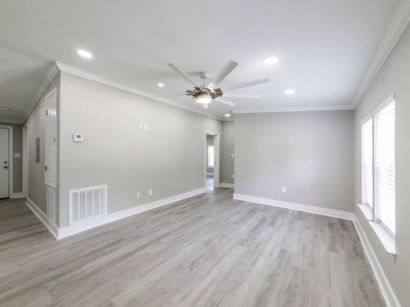 CRESTVIEW - Residential