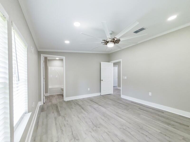CRESTVIEW - Residential