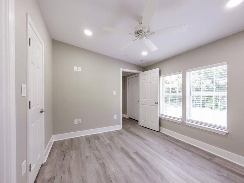 CRESTVIEW - Residential