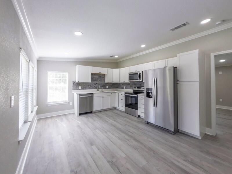 CRESTVIEW - Residential
