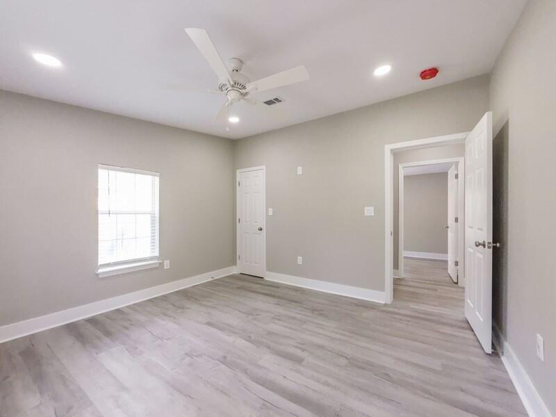 CRESTVIEW - Residential