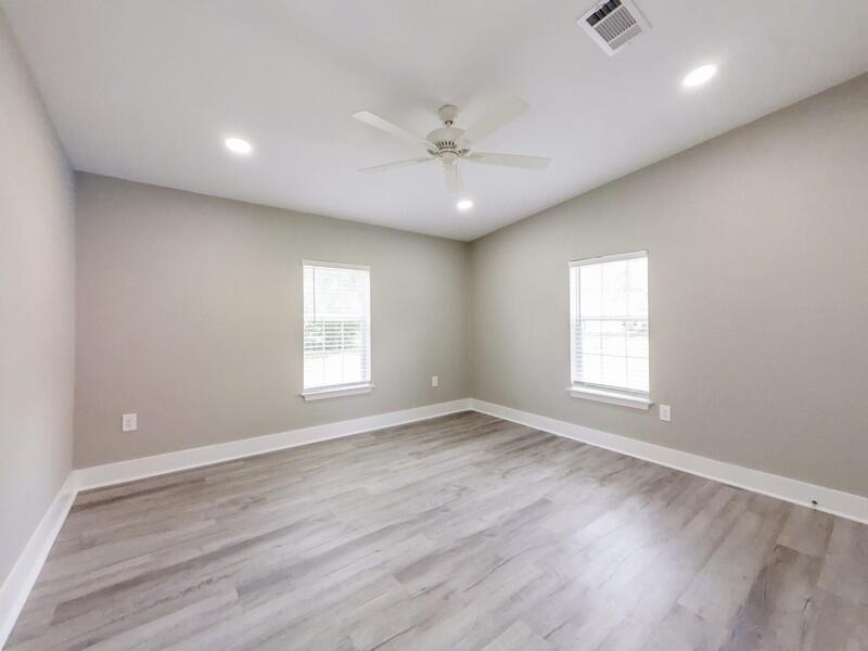 CRESTVIEW - Residential