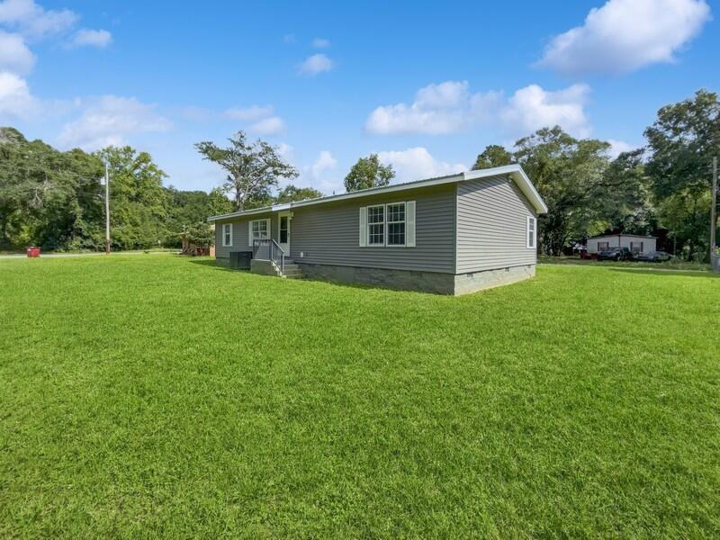 CRESTVIEW - Residential