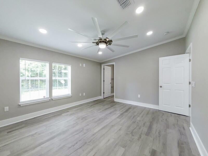 CRESTVIEW - Residential