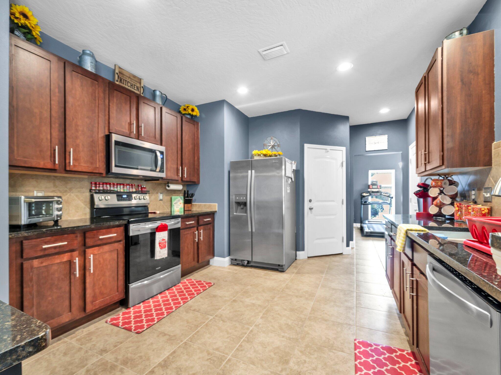 KAITLYNS PRESERVE - Residential