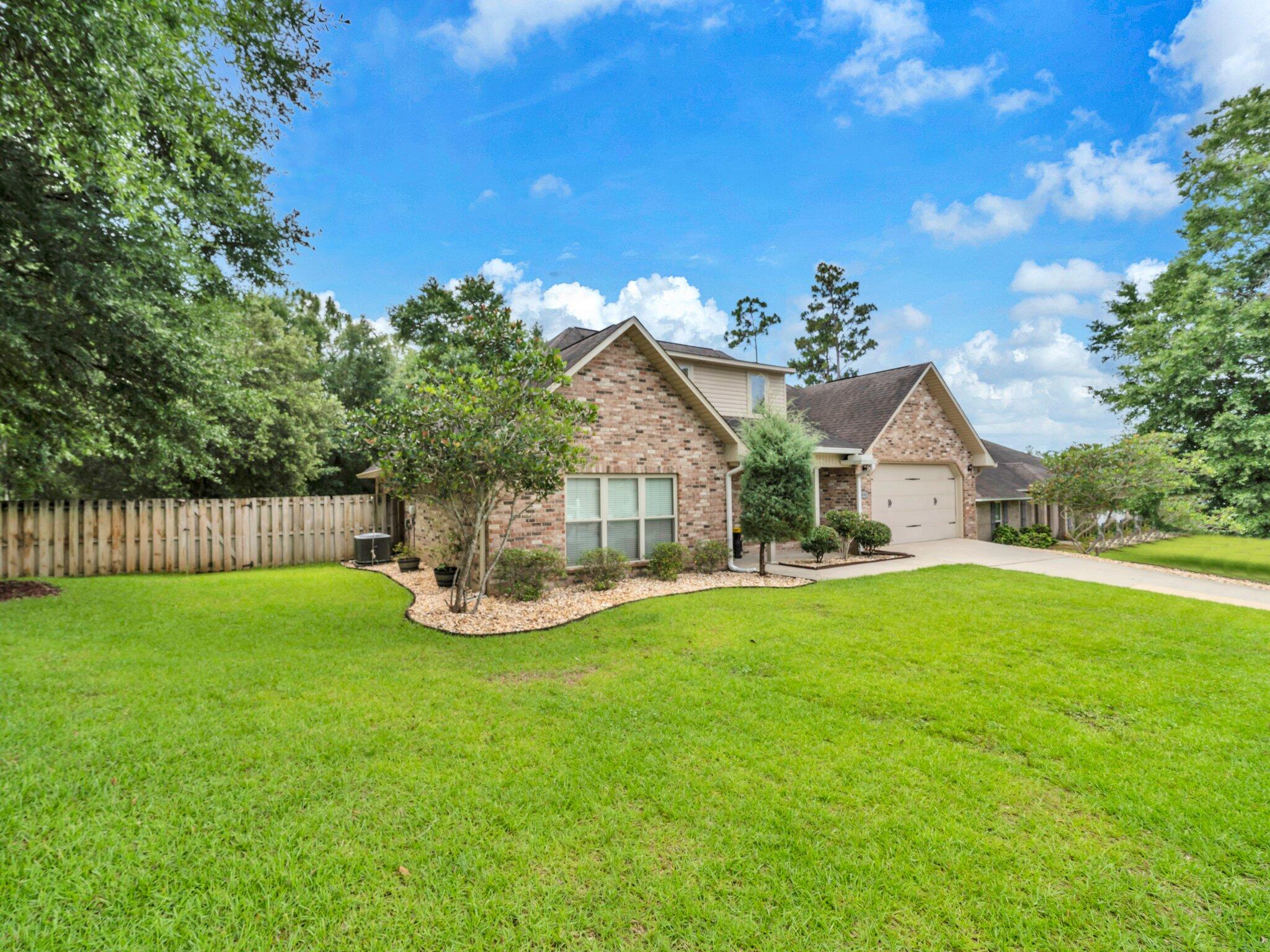 KAITLYNS PRESERVE - Residential