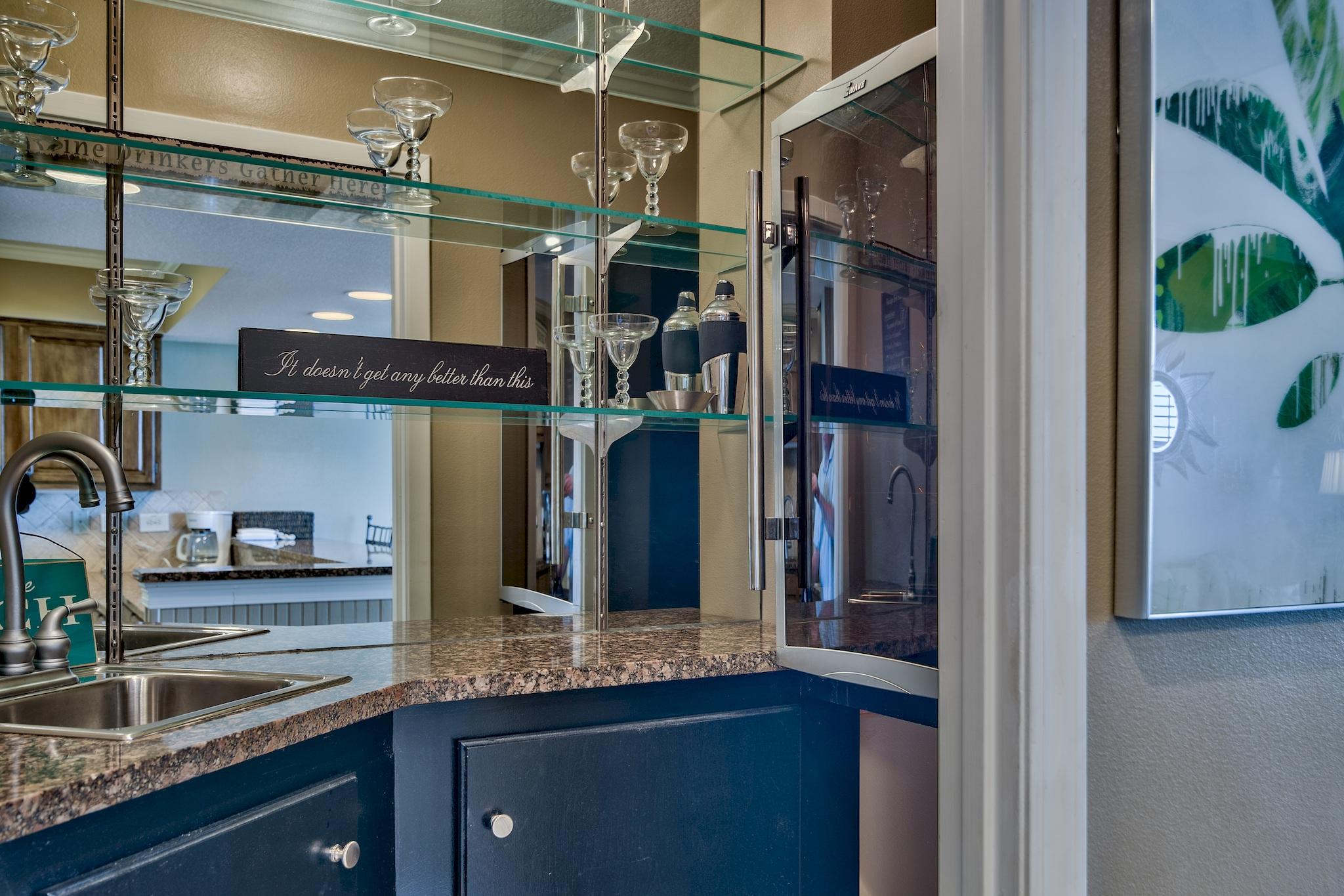 MAINSAIL CONDO PH 1 - Residential