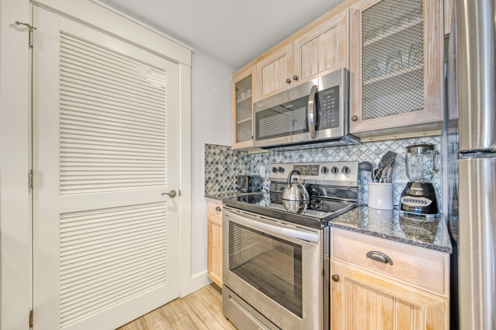 MARKET STREET INN - Residential