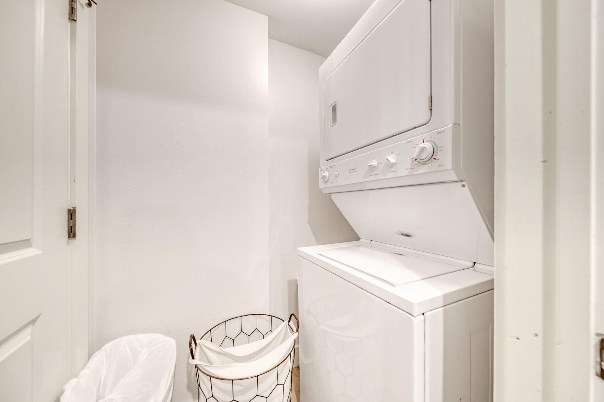 MARKET STREET INN - Residential