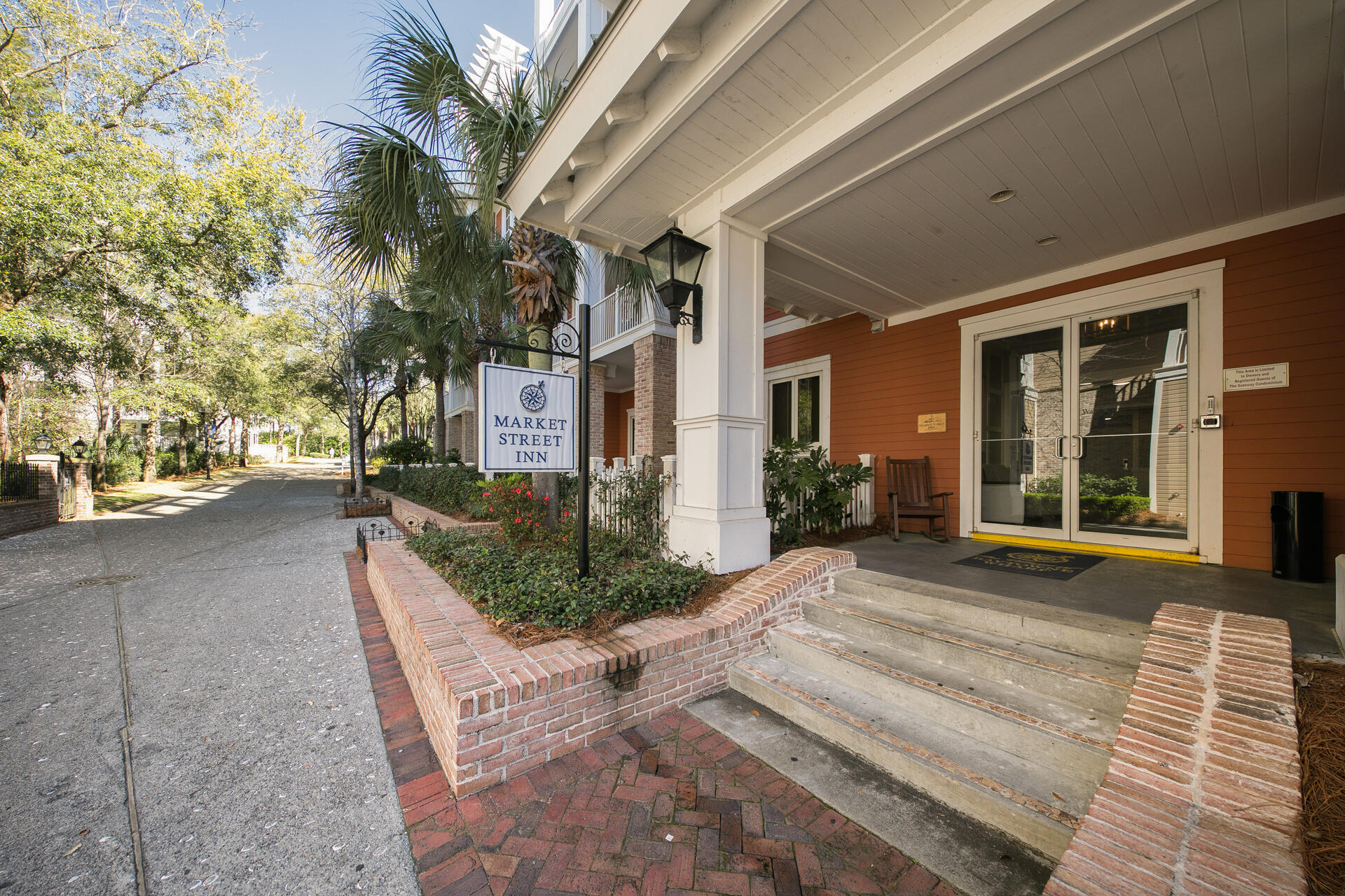 MARKET STREET INN - Residential