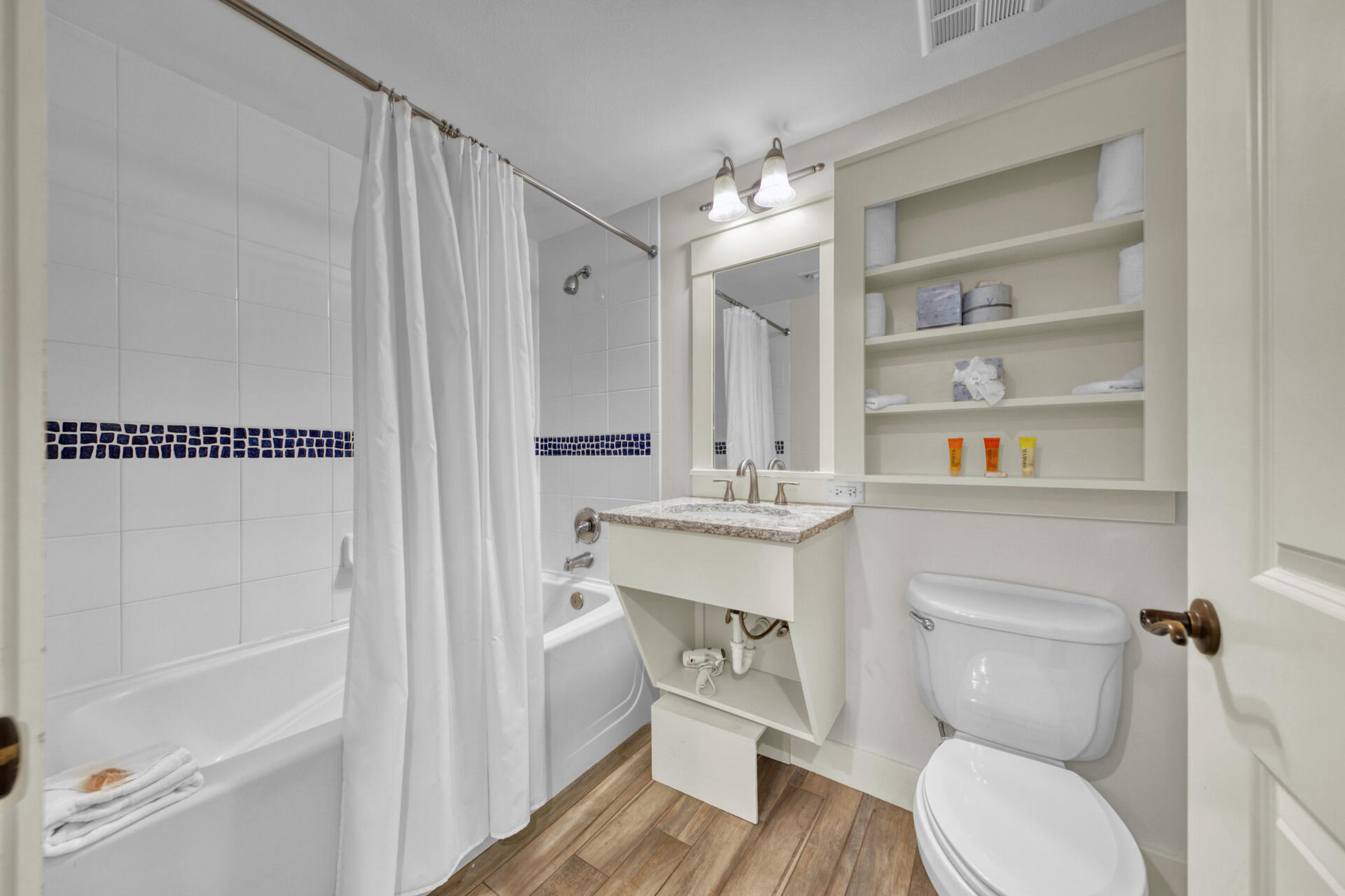 MARKET STREET INN - Residential