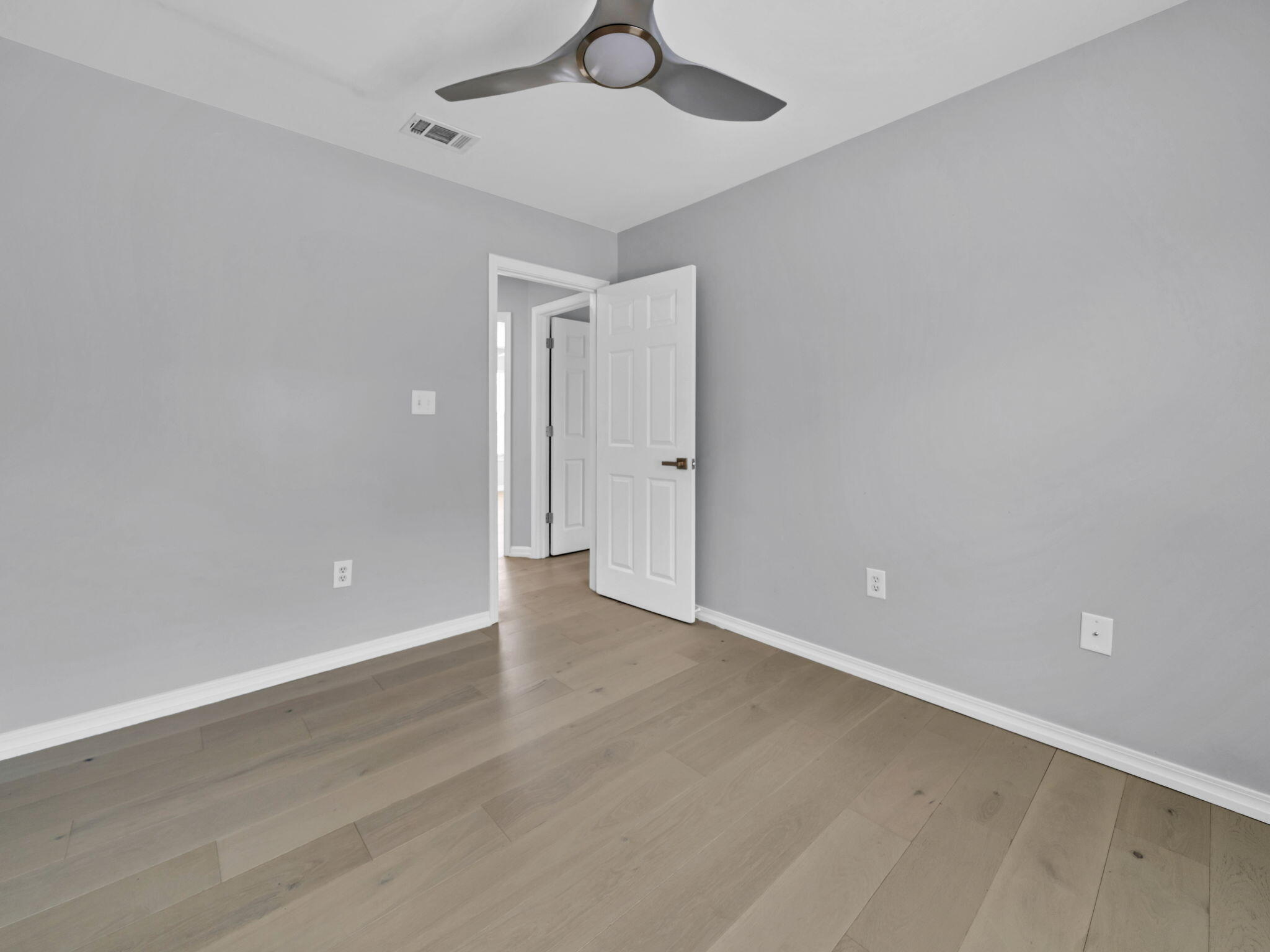 SADDLE CREEK - Residential