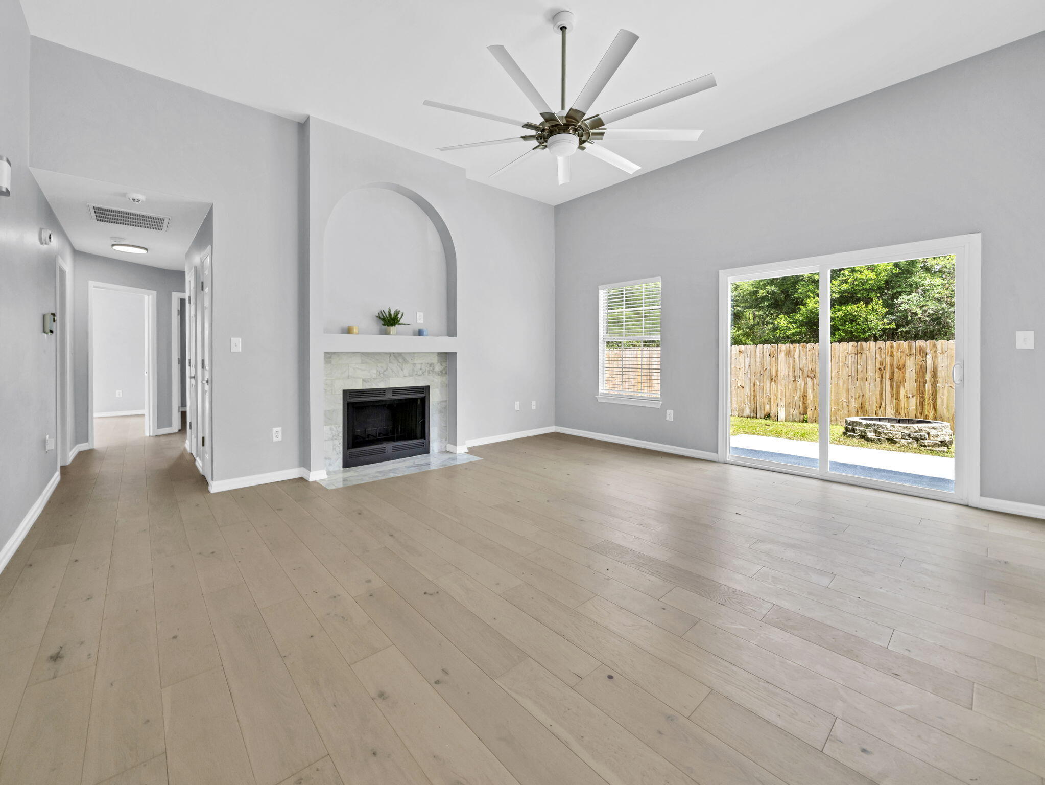 SADDLE CREEK - Residential