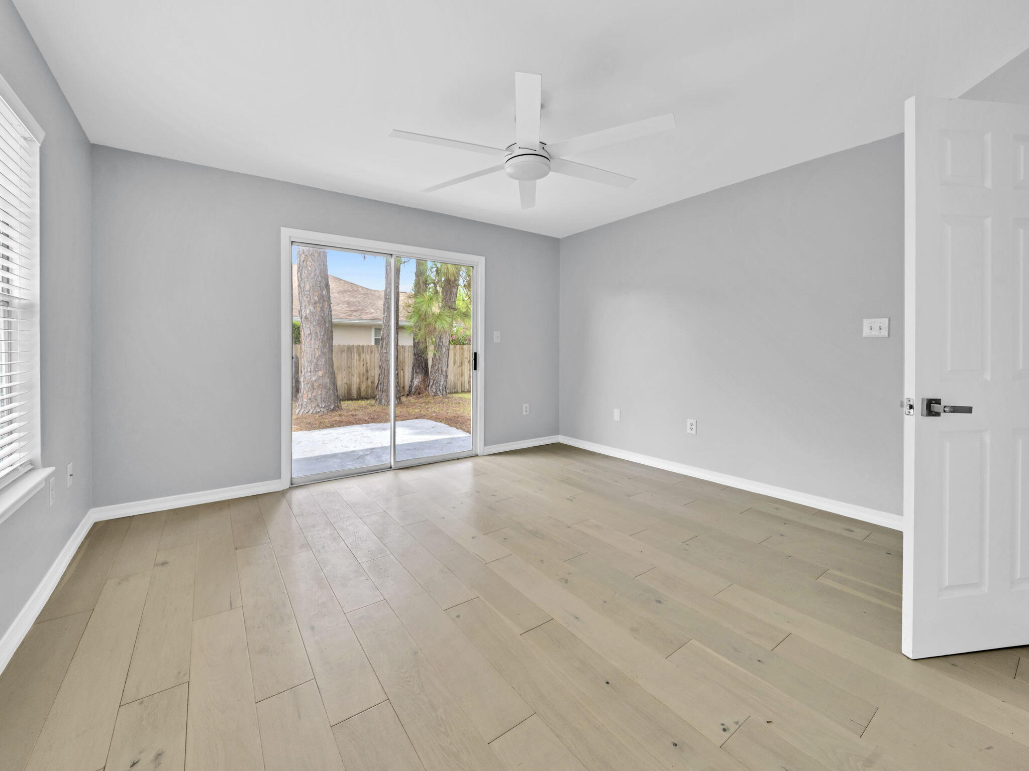 SADDLE CREEK - Residential