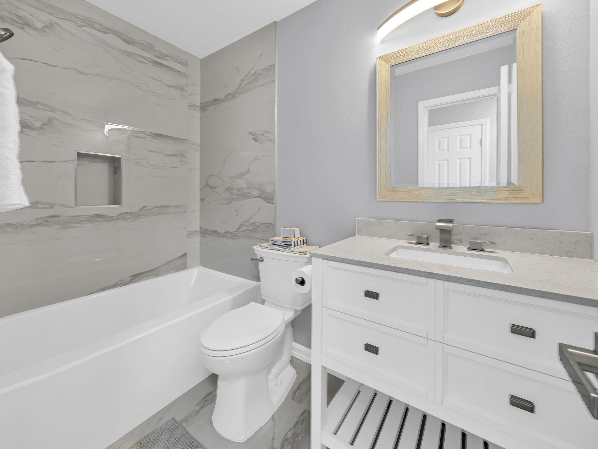 SADDLE CREEK - Residential