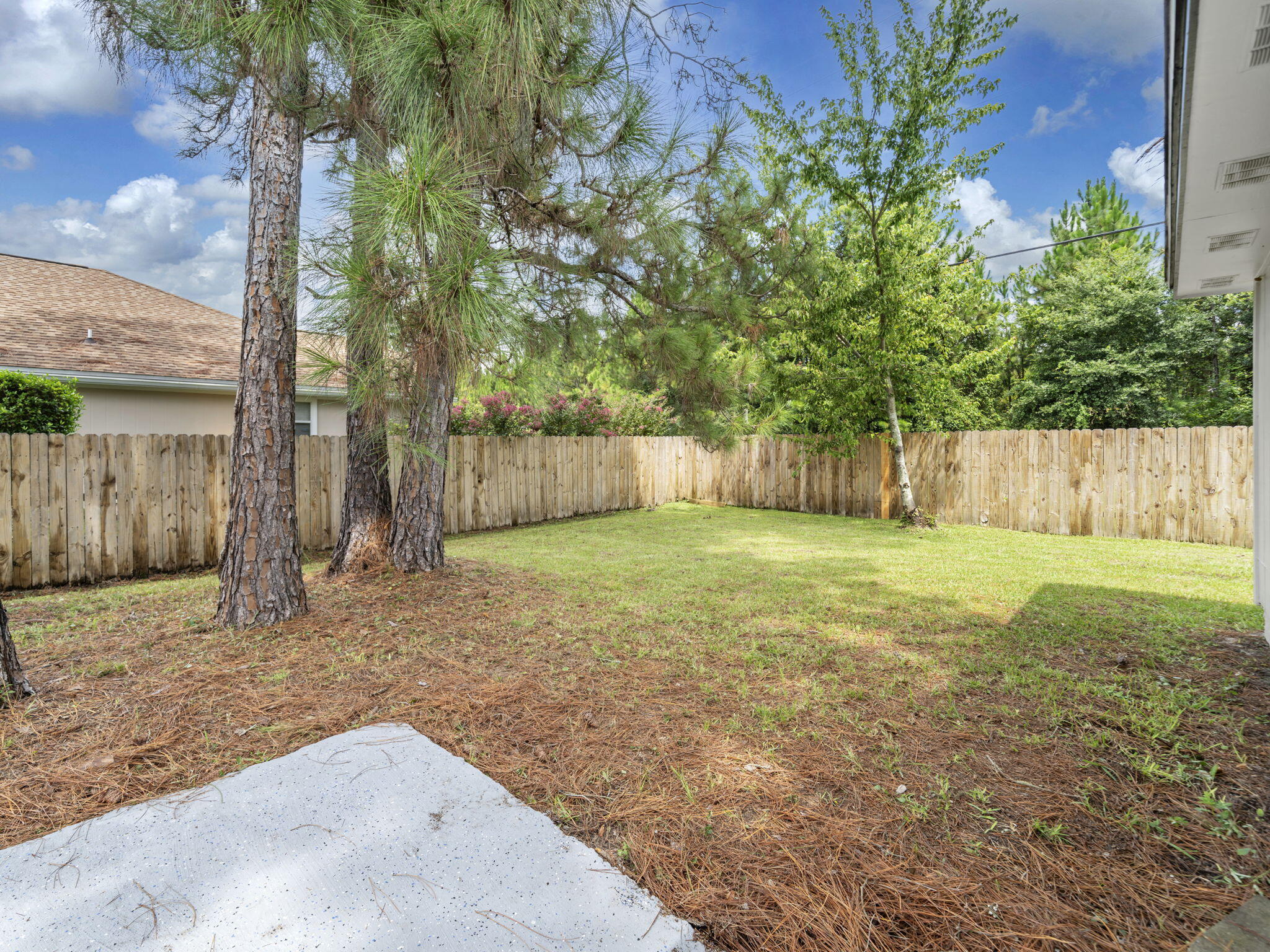 SADDLE CREEK - Residential