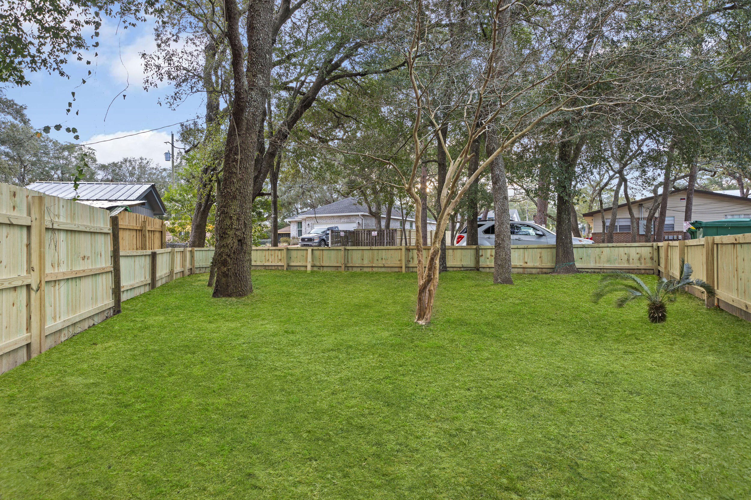 Valparaiso Pinecrest 2 - Residential Lease