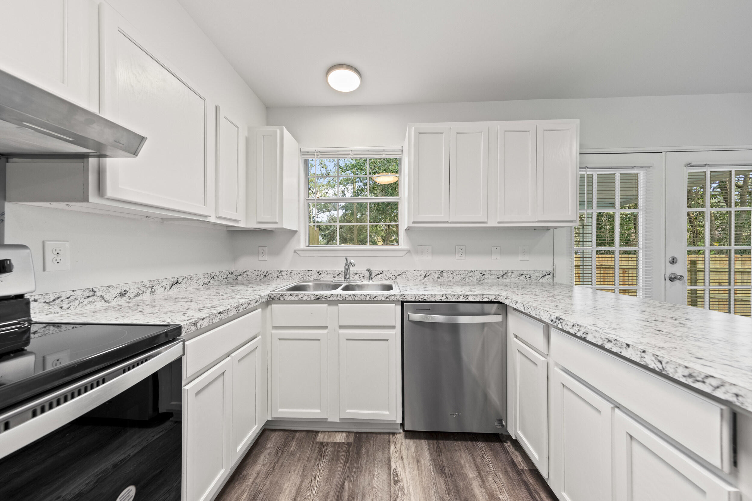 Valparaiso Pinecrest 2 - Residential Lease