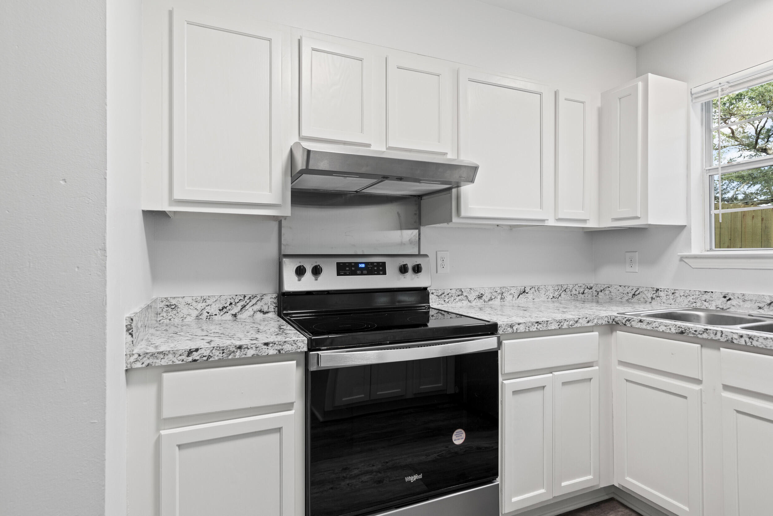 Valparaiso Pinecrest 2 - Residential Lease