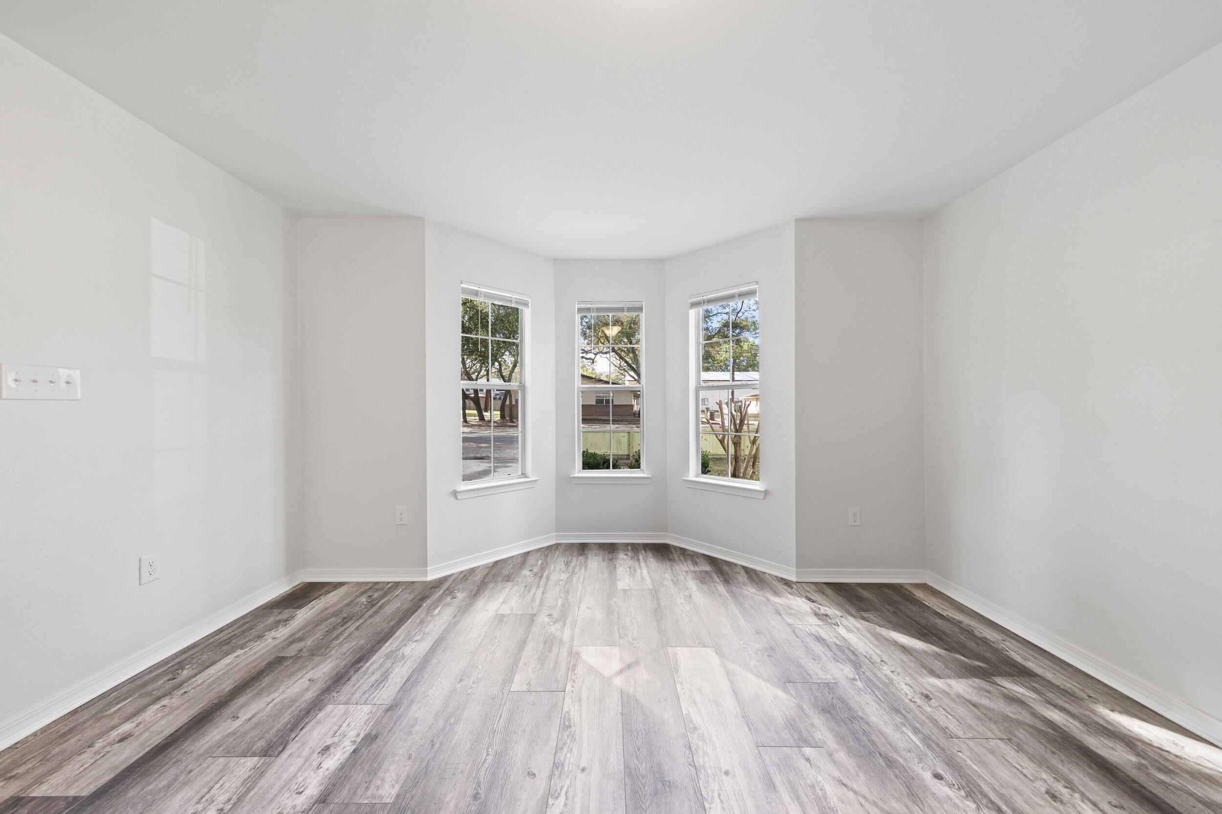 Valparaiso Pinecrest 2 - Residential Lease
