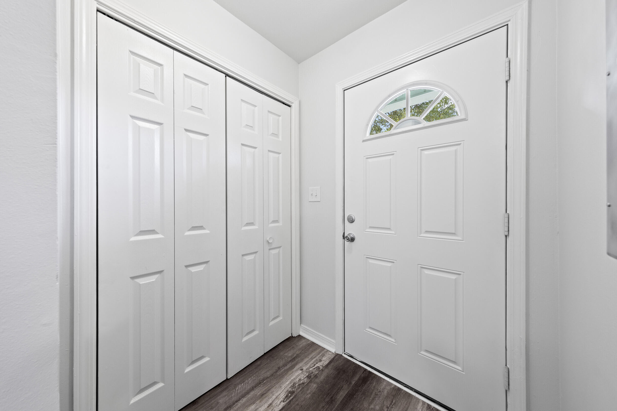 Valparaiso Pinecrest 2 - Residential Lease