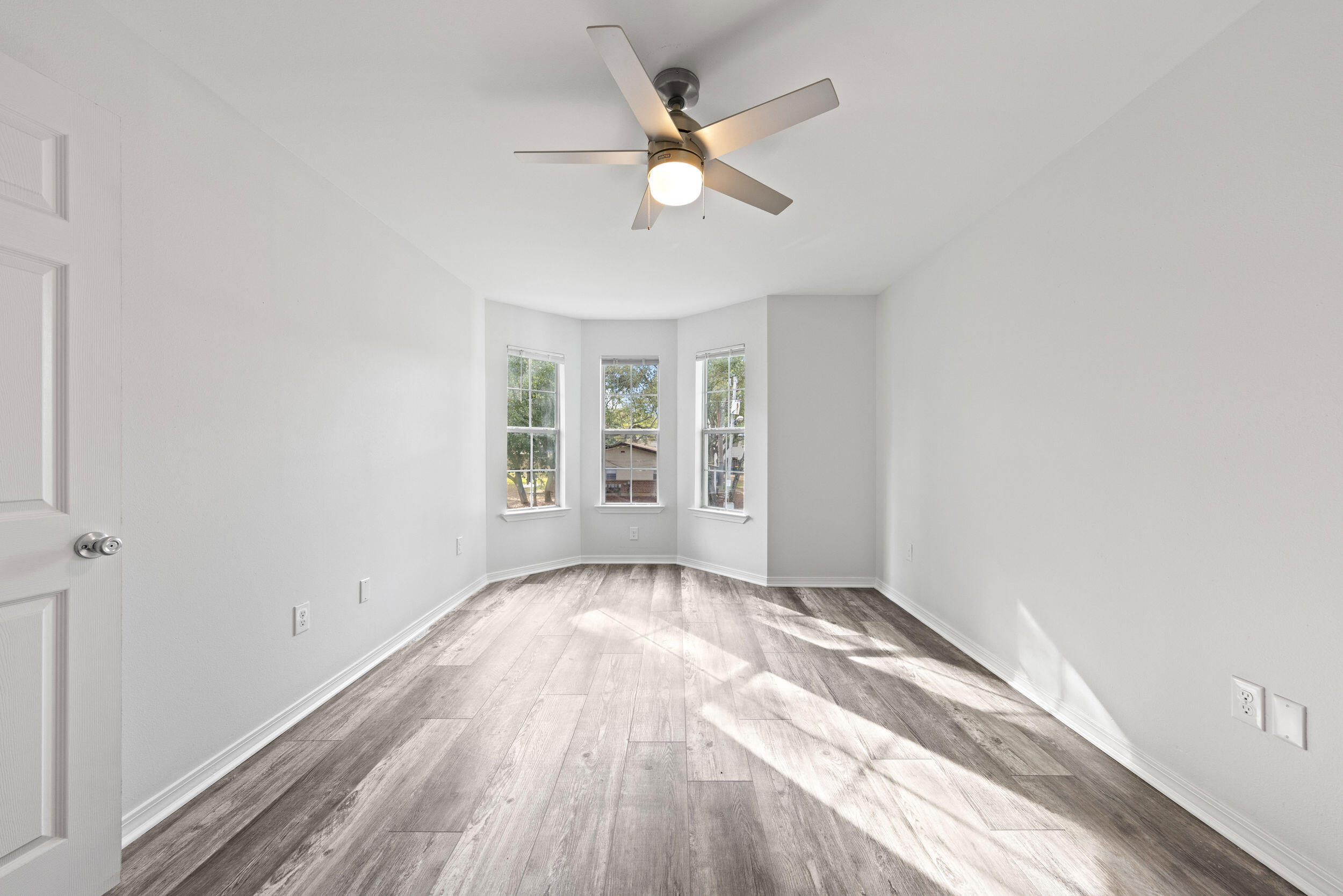 Valparaiso Pinecrest 2 - Residential Lease