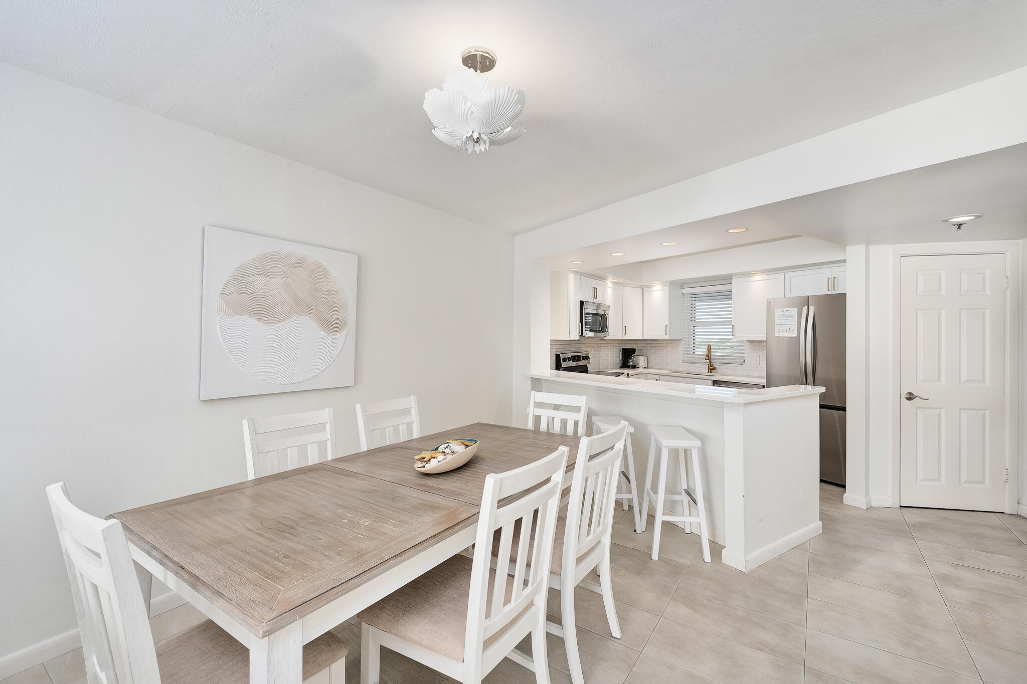 BEACHSIDE TWO - Residential