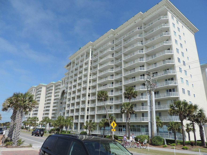 Awesome 2 bedroom, 2 bath fully furnished condo in Majestic Sun. What an incredible view of the Gulf and the pristine white beaches! The location is convenient to all the resort has to offer: shopping, restaurants, beaches and bays and the community offers many amenities as well!