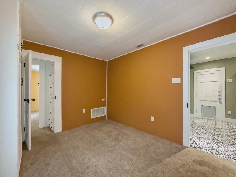 CRESTVIEW - Residential